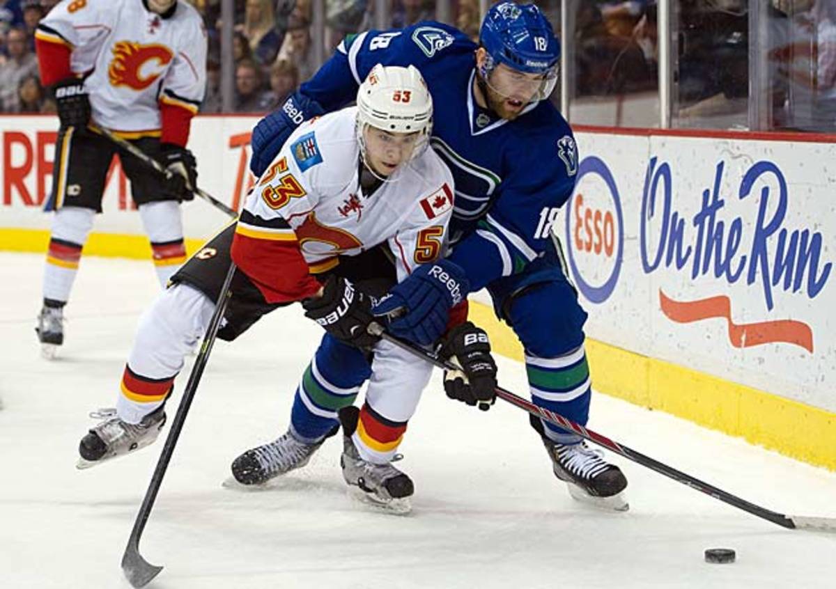 Johnny-Gaudreau-rookie.jpg